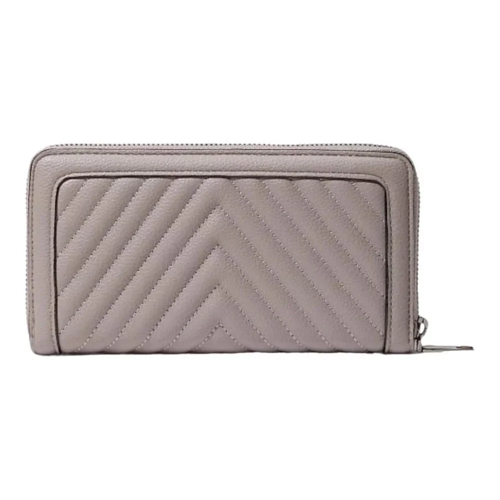 NWT Victoria's Secret The‎ Victoria Wallet Color Gray - Picture 3 of 6